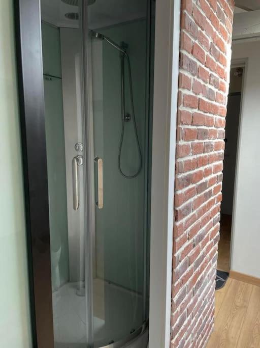 Edouard 2. Logement Complet. Charleville-Mézières 外观 照片
