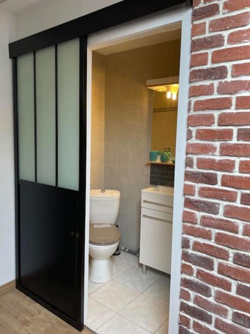 Edouard 2. Logement Complet. Charleville-Mézières 外观 照片